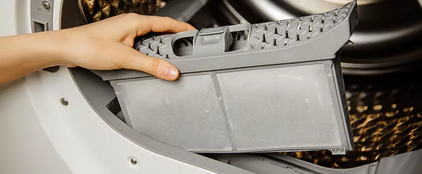 Signs Of A Clogged Dryer Lint Trap in New Brunswick, New Jersey
